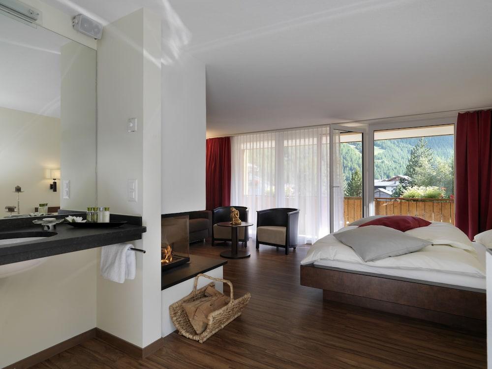 Wellnesshotel Schweizerhof ซาสฟี ภายนอก รูปภาพ