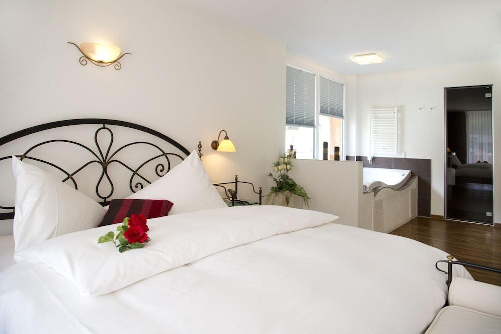 Wellnesshotel Schweizerhof ซาสฟี ภายนอก รูปภาพ