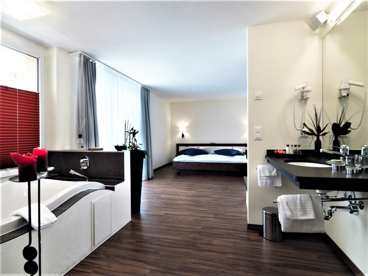 Wellnesshotel Schweizerhof ซาสฟี ภายนอก รูปภาพ