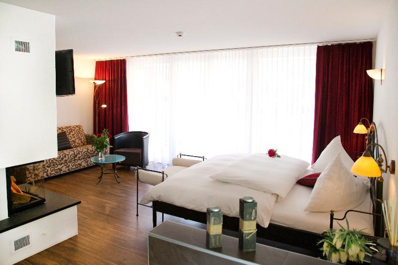 Wellnesshotel Schweizerhof ซาสฟี ภายนอก รูปภาพ